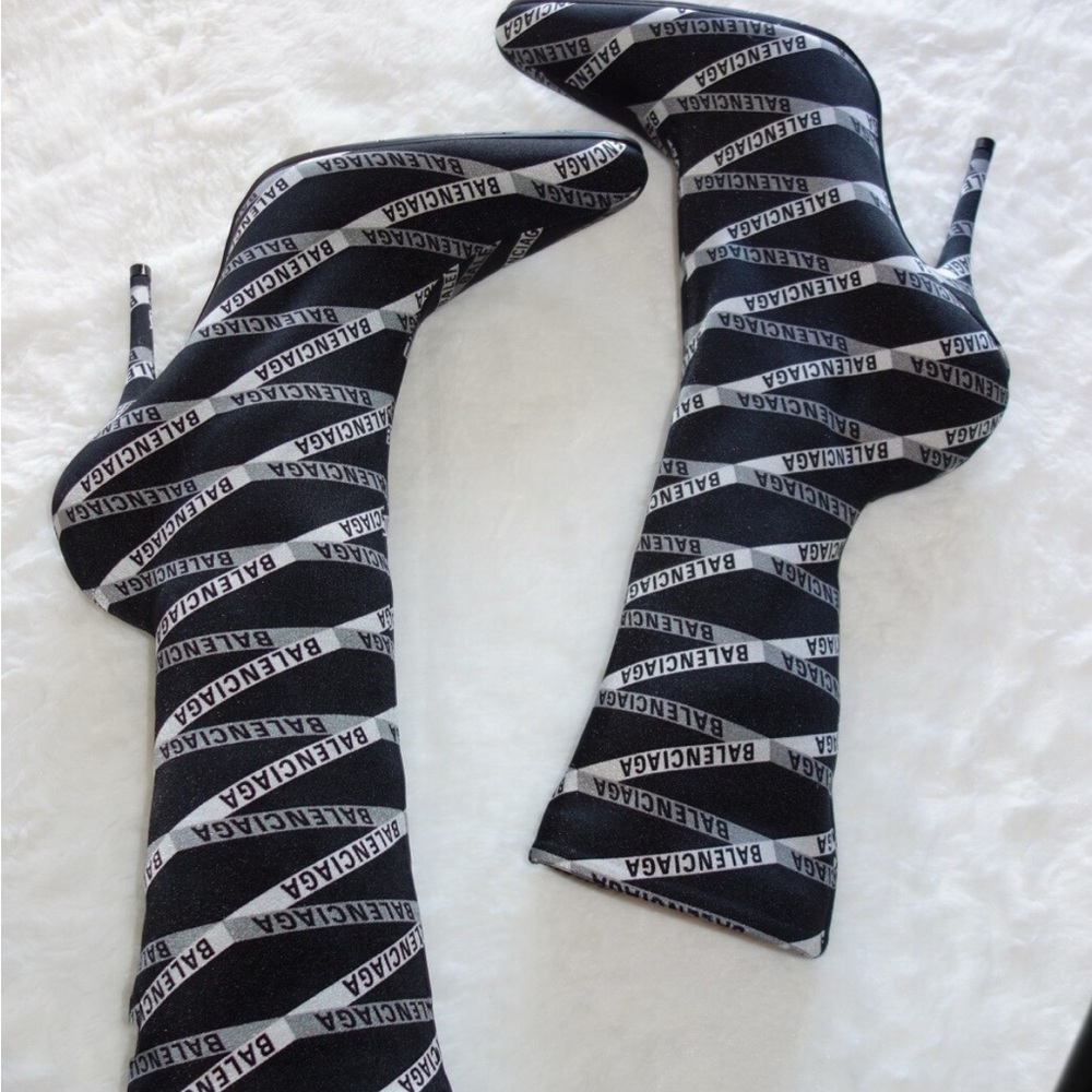 🔥 Balenciaga Authentic Logo Sock Boots – Iconic Runway Style (size 9.5)